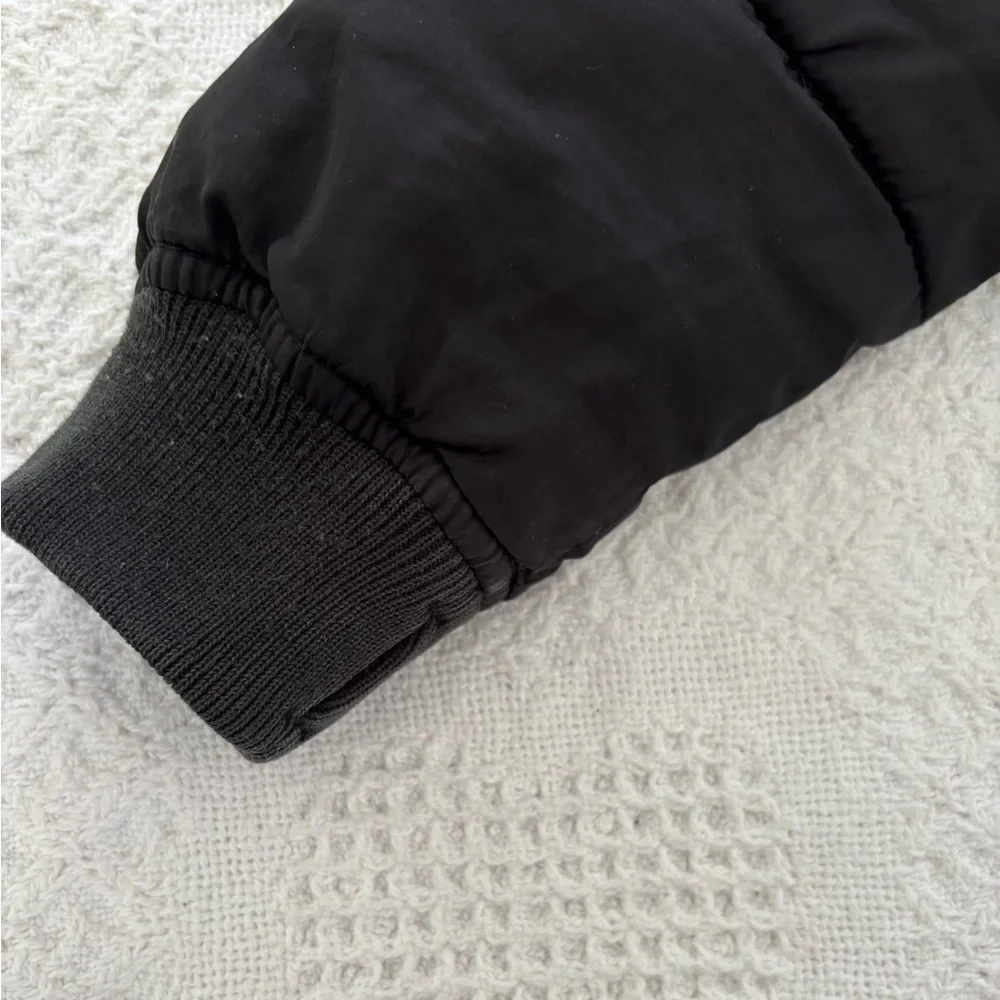 Old Navy Boys Size 6/7 Black Puffer Winter Coat Zip Up Hooded Preowned